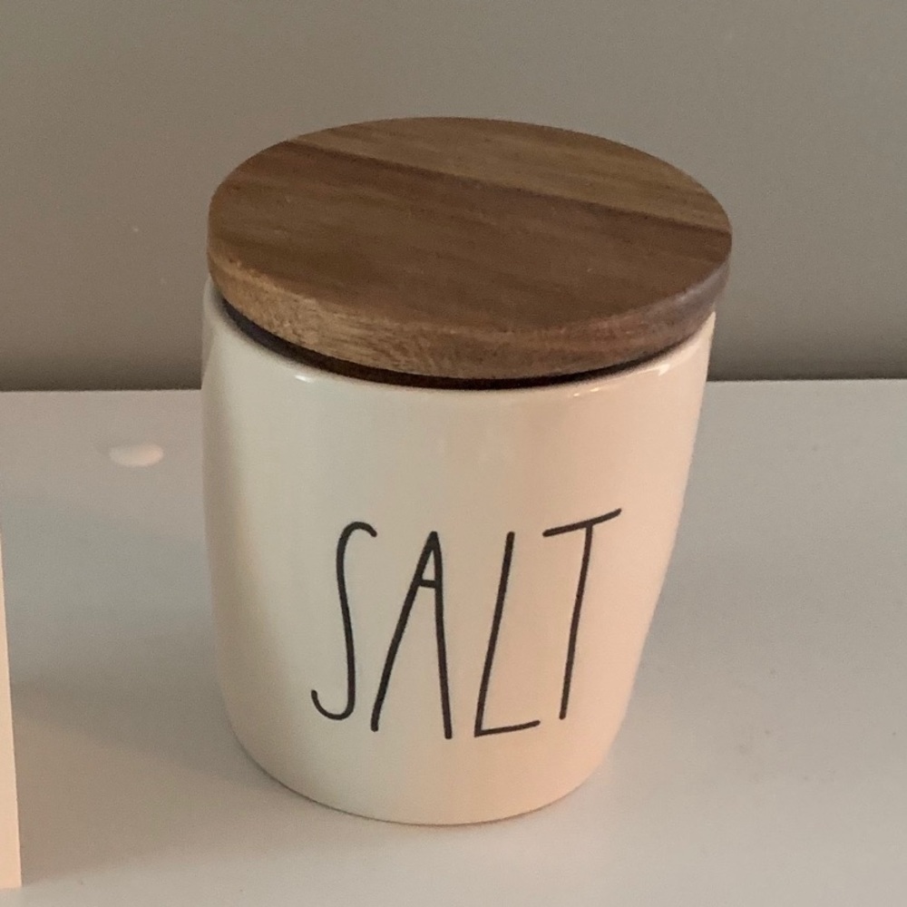 Rae Dunn Salt